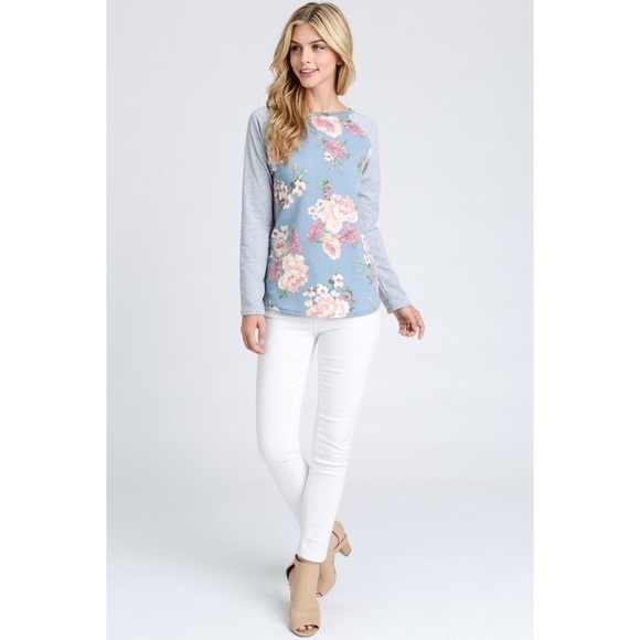 💙 Blue Floral Long Sleeved Top - Picture 5 of 6